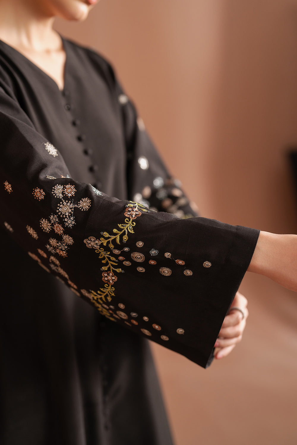 KYLIN - 3 PIECE EMBROIDERED SUIT