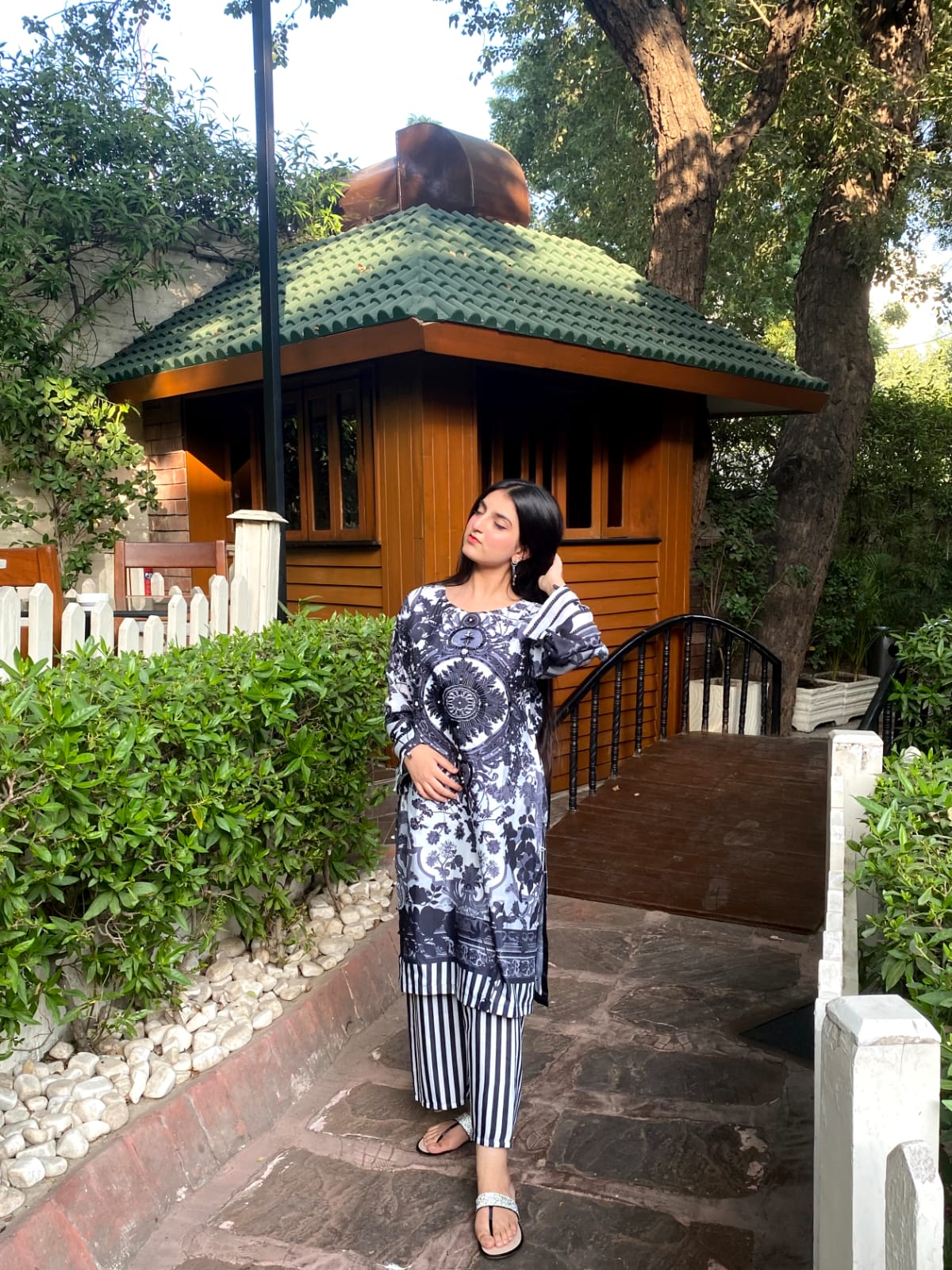 KHADER 2PC STITCHED SUIT-SKIN WHITE