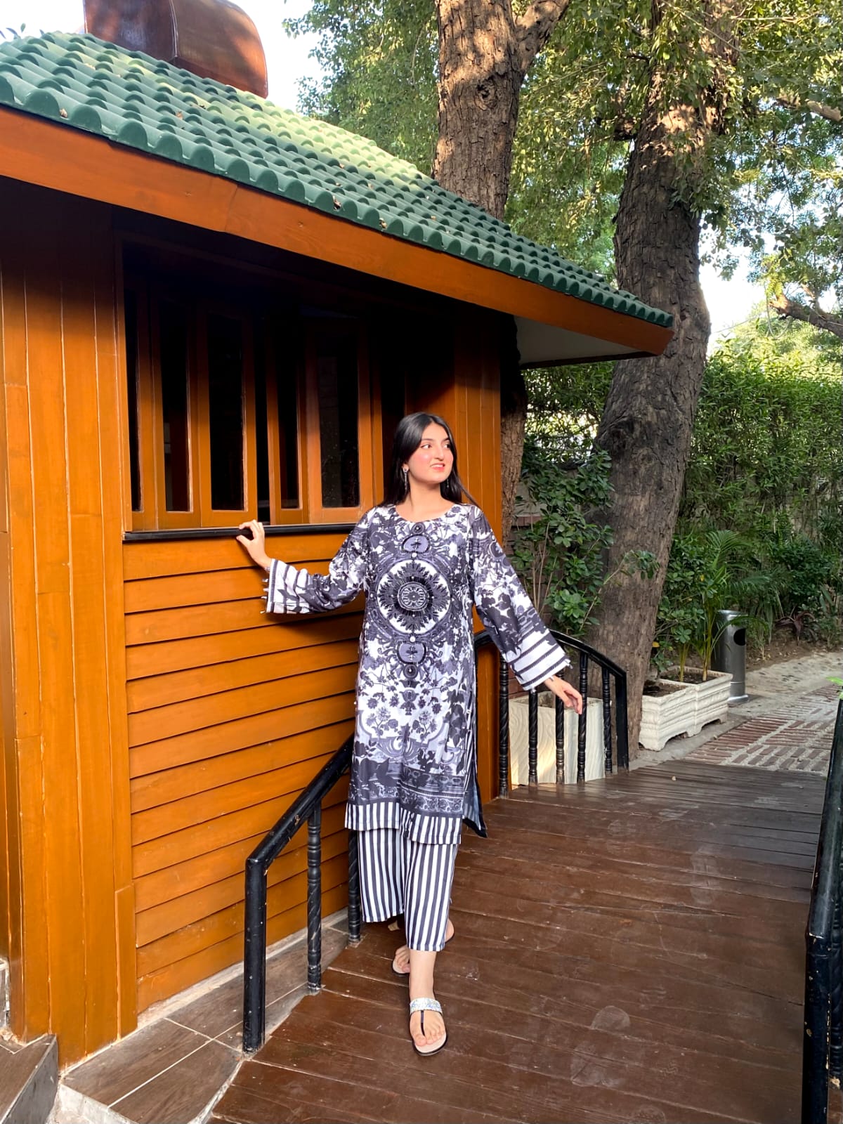 KHADER 2PC STITCHED SUIT-SKIN WHITE