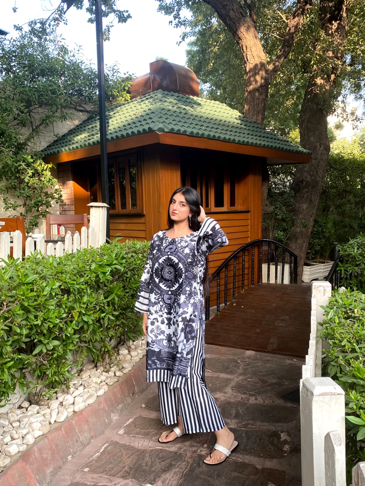 KHADER 2PC STITCHED SUIT-SKIN WHITE