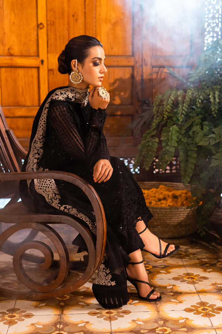 ONYX DOVE - 3 PC EMBROIDERED SUIT